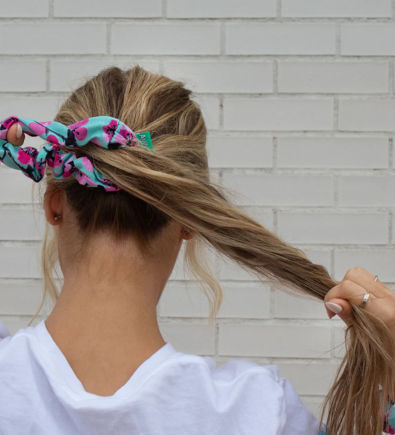 120-teal-pink-cherry-blossom-scrunchie-4.webp Teal & Pink Cherry Blossom Scrunchie